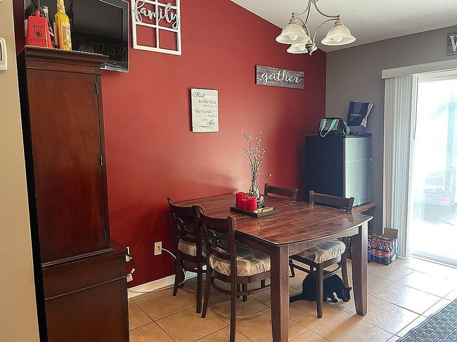 Photo of 405 W 9 1/2 Mile Rd, Pensacola, FL