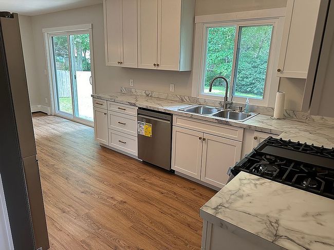 Photo of 906 Cheboygan Dr, Muskegon, MI