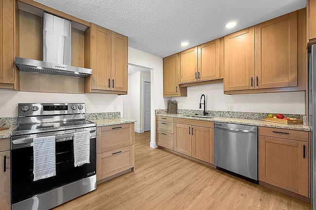 Photo of 7929 Townsend Ave, Urbandale, IA