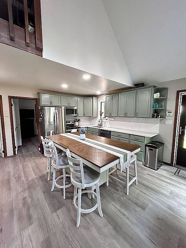 Photo of 80 Jeffers Way, Albrightsville, PA