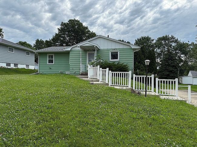 Photo of 167 Letsch Rd, Waterloo, IA