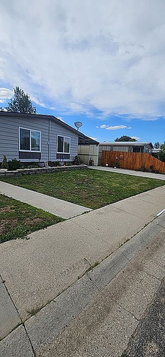 Image of 2501 N Bali Dr