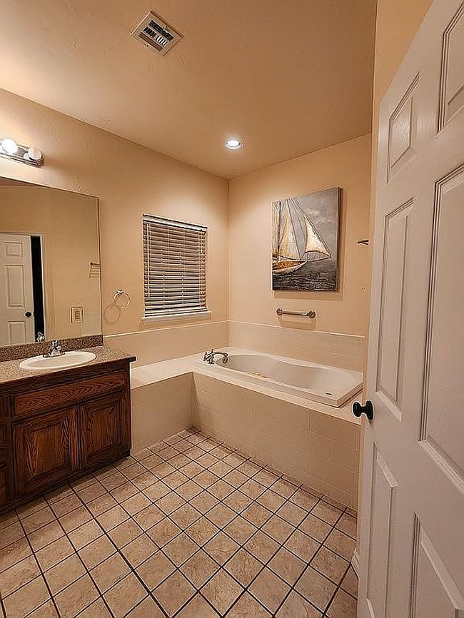 Additional photo 2 of property located at 7601 E Britton Rd