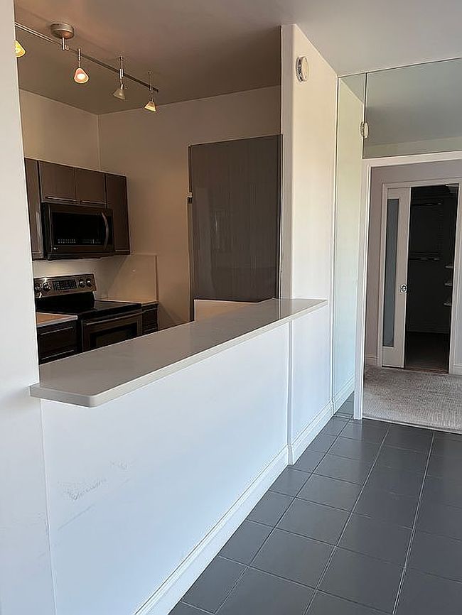 Photo of 1700 Civic Center Dr Apt 707, Santa Clara, CA
