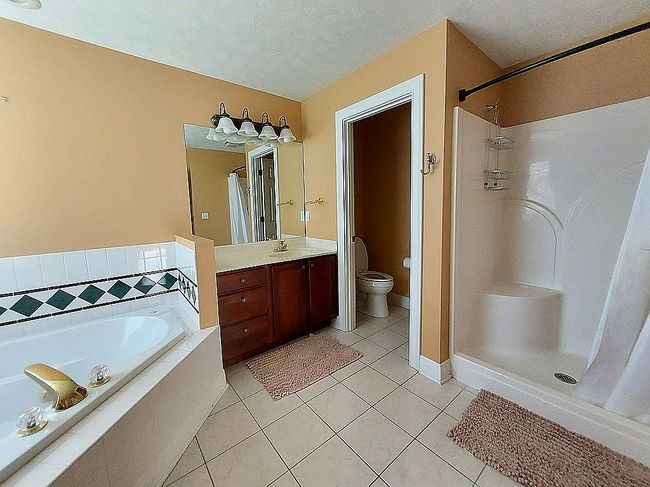 Image of 2450 Cobblestone Dr