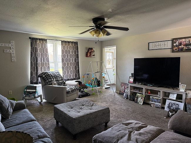 Additional photo 1 of property located at 304 S Madison St