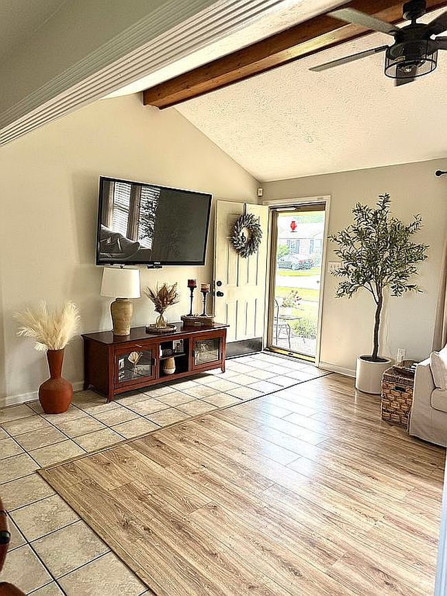 Photo of 242 Wild Way, Louisville, KY