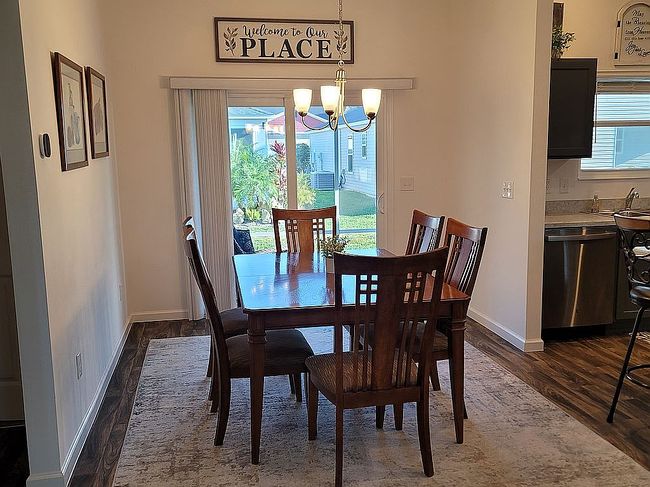 Image of 744 Barron Pl