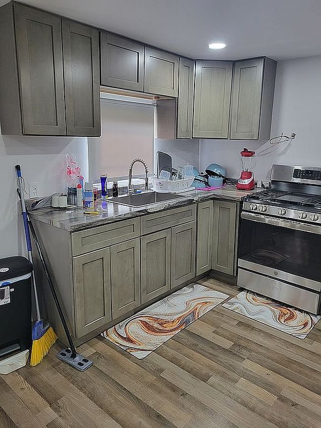 Image of 1760 Westover Rd #58