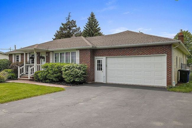 Photo of 5908 Hoover Rd, Sanborn, NY