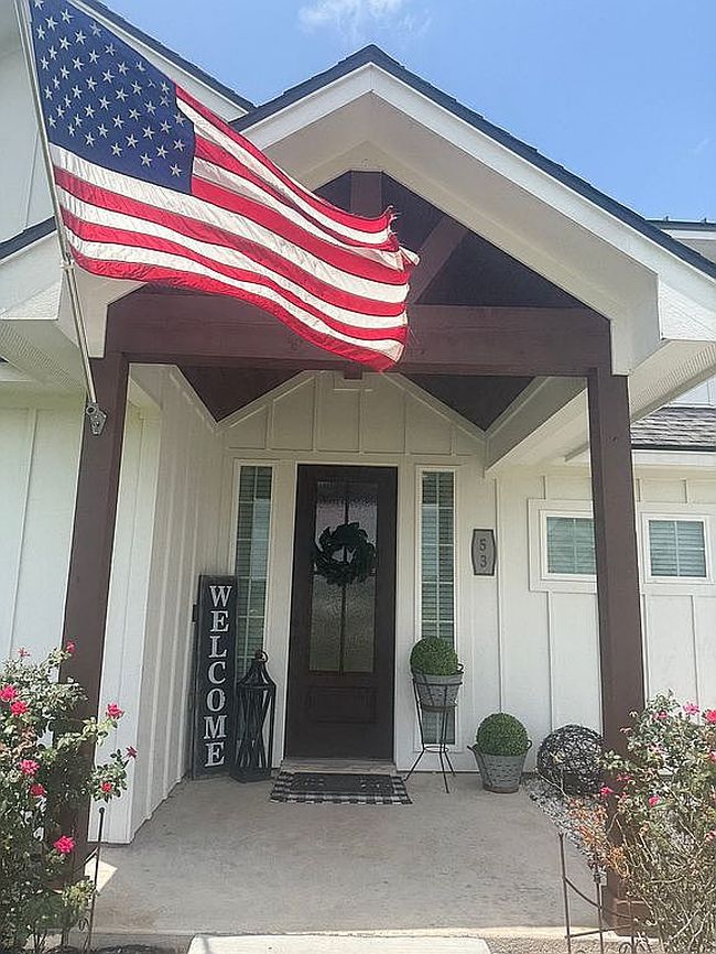 Additional photo 3 of property located at 53 Meadow Creek Dr