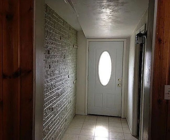 Image of 11 E 5th Ave