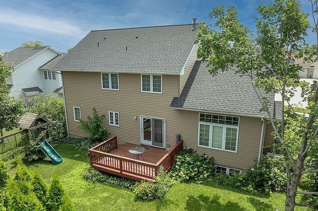 Photo of 420 Woodbine Dr, Marion, IA