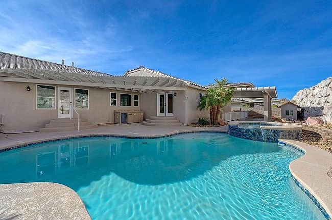 Preview of property located at 909 Rhyolite Ter