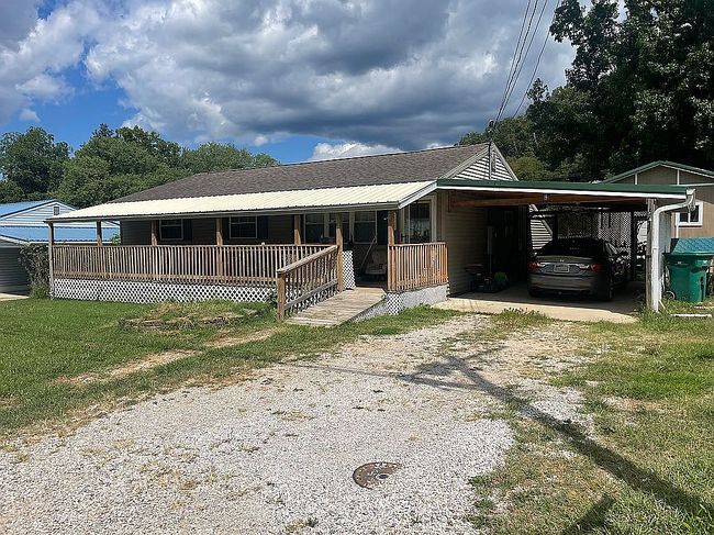 Photo of 2700 Core Rd