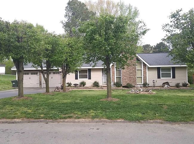 Photo of 241 Meadow Green Dr