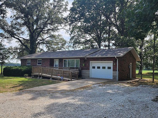 Photo of 19695 Persimmon Tree Rd