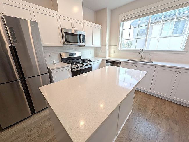 Preview of property located at 16087 Nw Pristine Ln