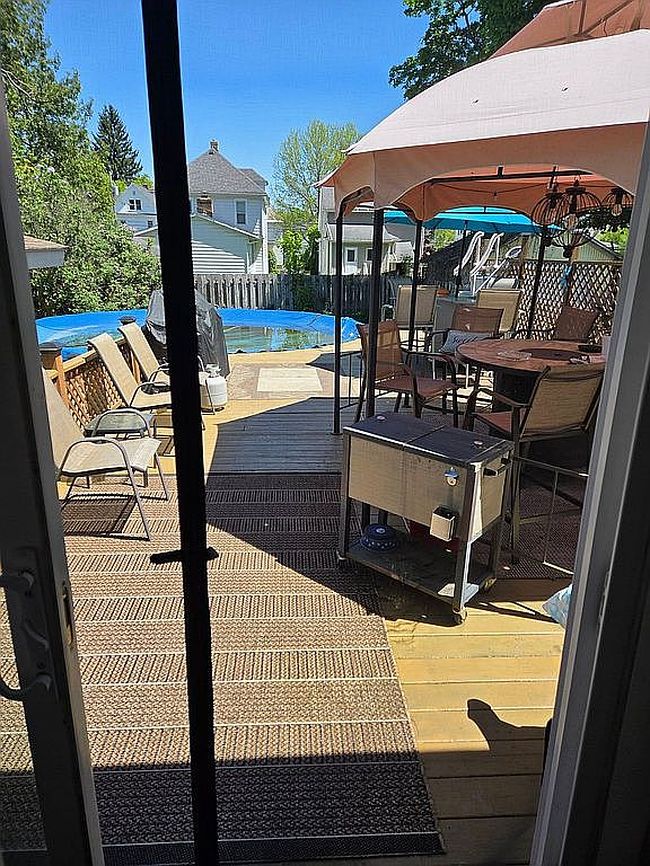 Image of 121 S 10th St