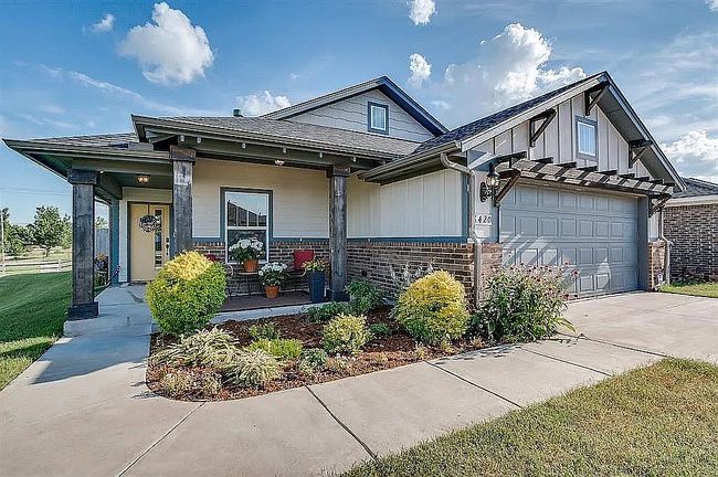 Additional photo 3 of property located at 6420 Se 88th St