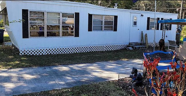 Additional photo 2 of property located at 34 Lake Dora Trailer Park