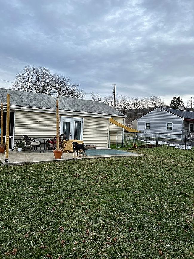 Photo of 2521 Spaulding Dr, Corning, NY