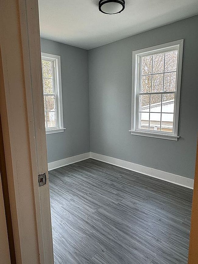 Photo of 38 Evalon Rd, New Hartford, NY