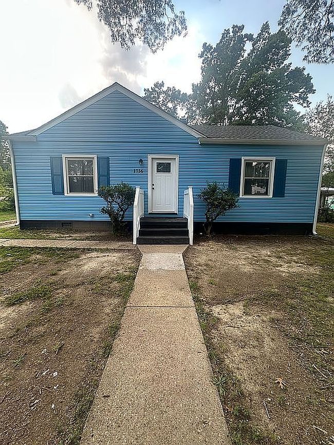 Photo of 1736 Catalina Dr