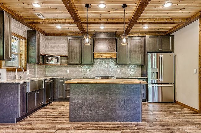 Additional photo 3 of property located at 406 Long Hollow Rd #15