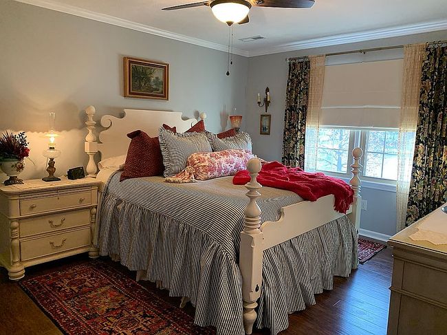 Image of 248 Chickering Rd