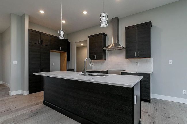 Additional photo 3 of property located at 1009 Spyglass Ct