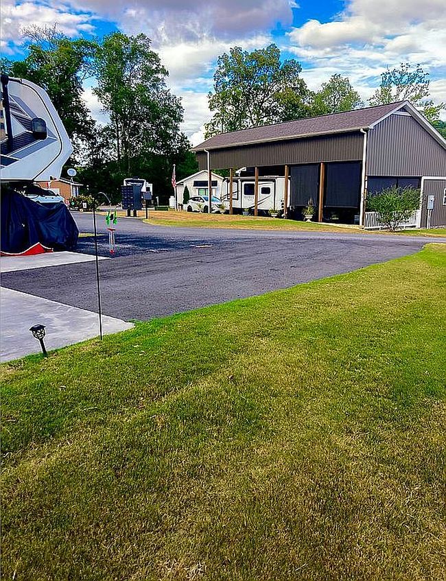 Photo of 1727 Convict Camp Rd #41, Guntersville, AL