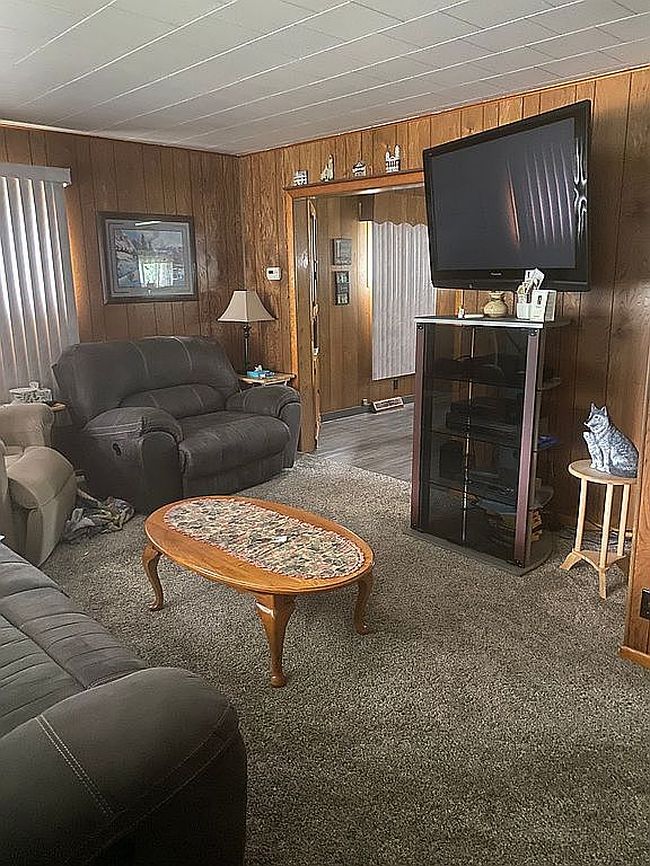 Photo of 108 E 5th St, Oil City, PA