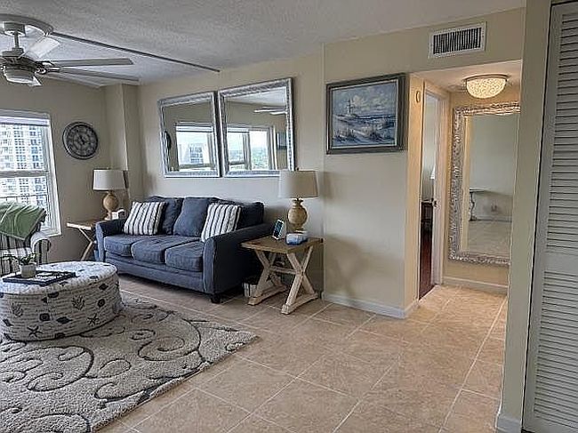 Additional photo 3 of property located at 405 N Ocean Blvd Apt 1127