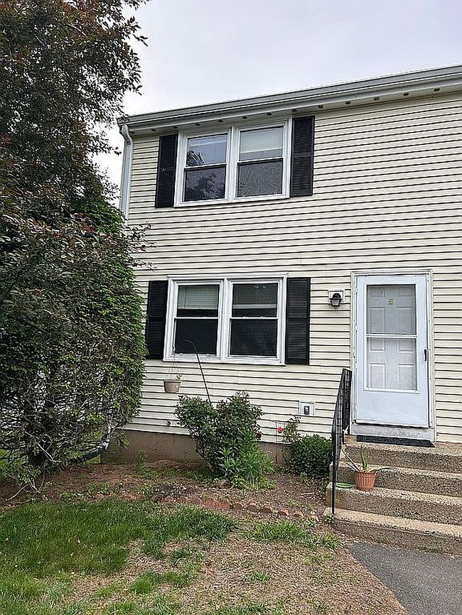Photo of 5 Garland Dr