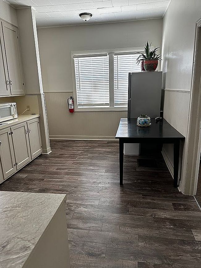 Image of 4725 S 25th St