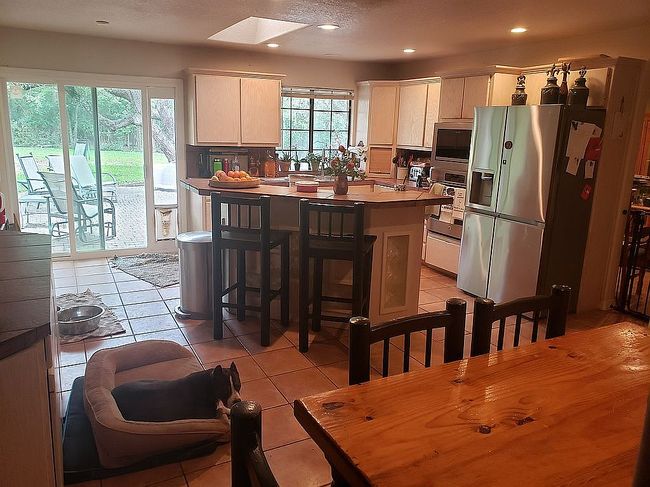 Additional photo 3 of property located at 2005 Chaparral Park Rd