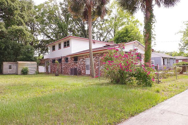 Image of 828 W 31st St