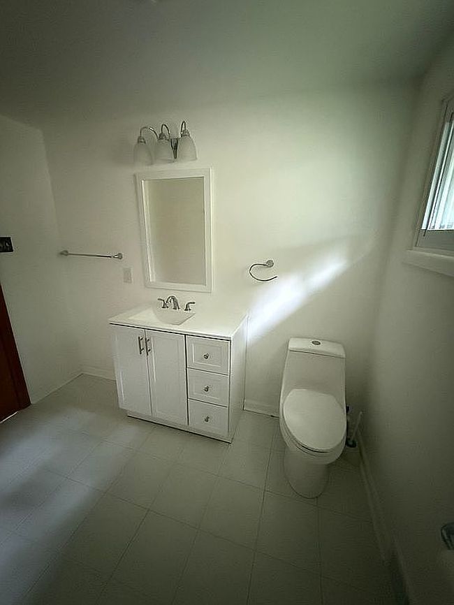 Photo of 112 Oakridge Dr, Syracuse, NY