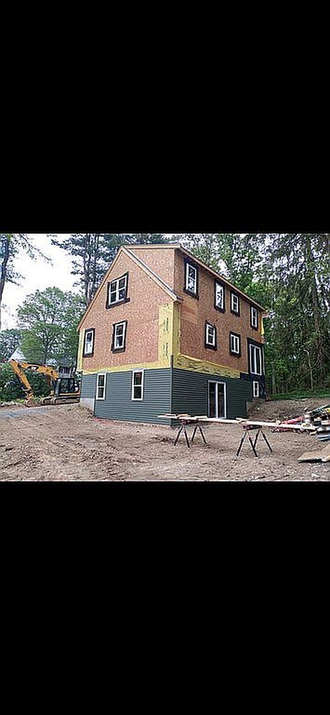 Photo of 510 Tiffany St, Attleboro, MA