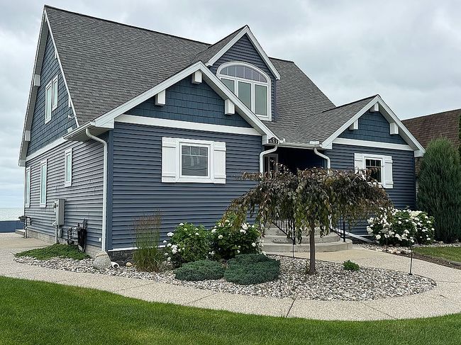 Photo of 357 Killarney Beach Rd, Bay City, MI