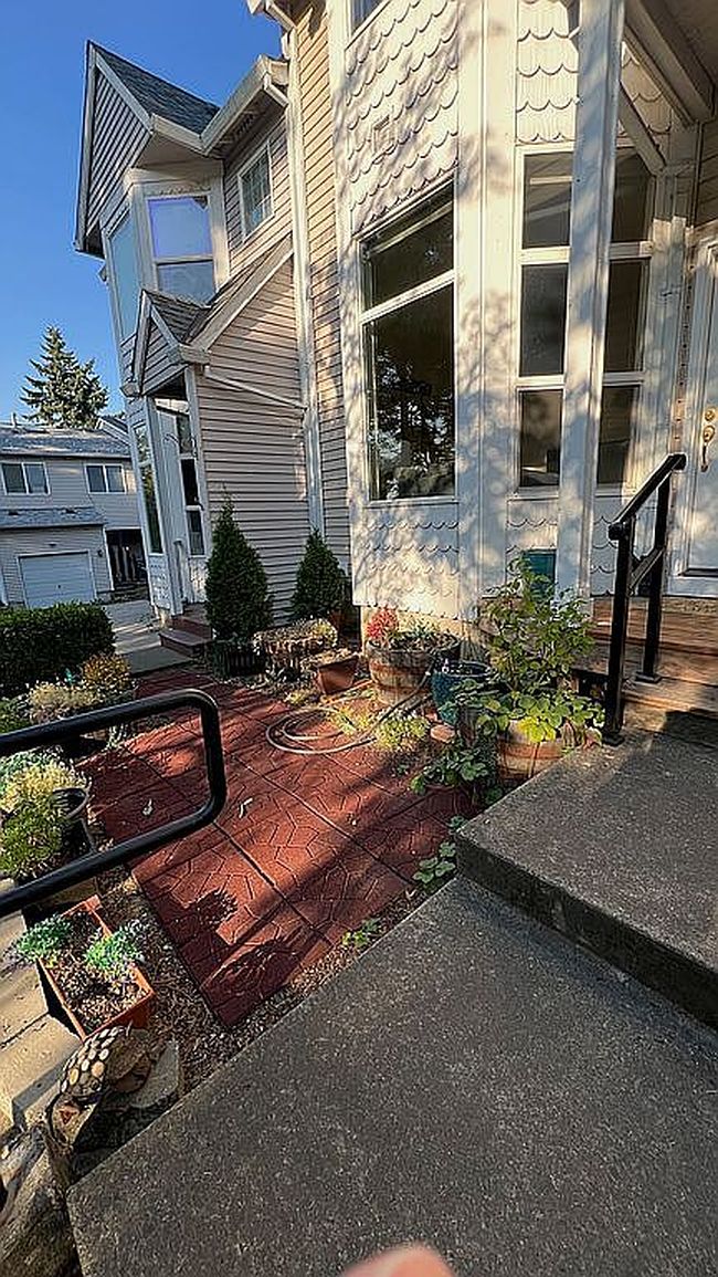 Additional photo 2 of property located at 3134 Ne 103rd Pl