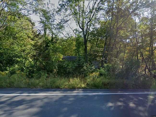 Photo of 527 Merrow Rd