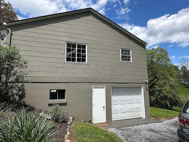 Image of 255 N Country Club Rd