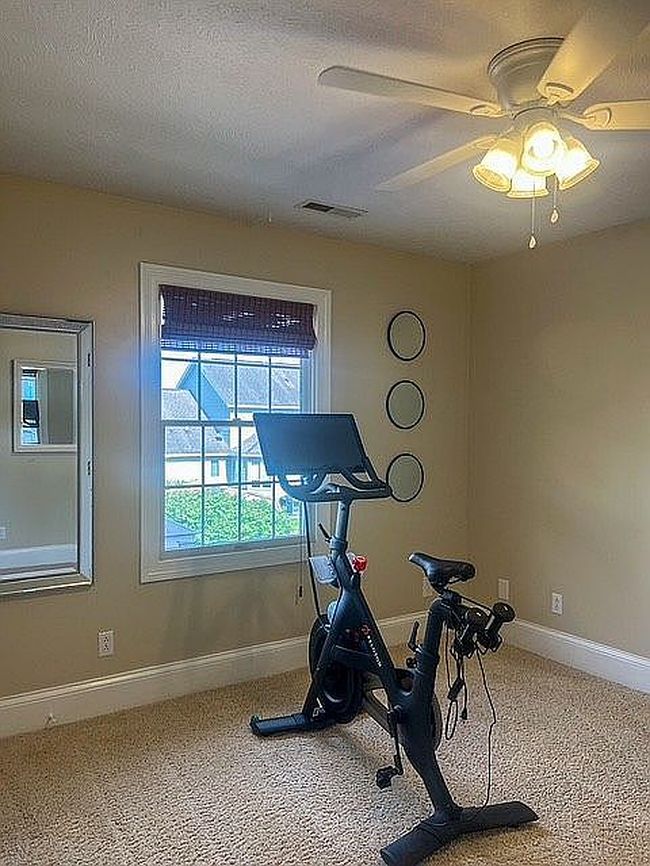 Photo of 3113 Sequoia Dr, Springfield, IL