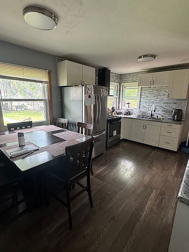 Image of 205 2nd St Sw