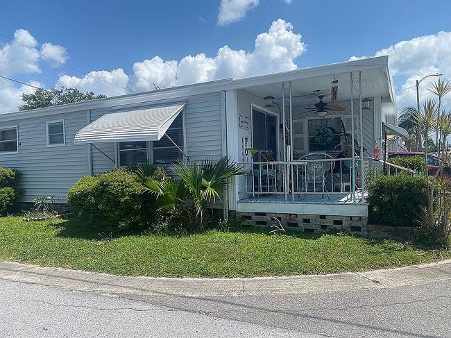 Photo of 16416 Us Highway 19 N #922, Clearwater, FL