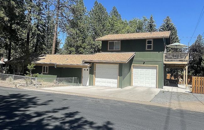 Preview of property located at 1599 Nw Hartford Ave #1-2