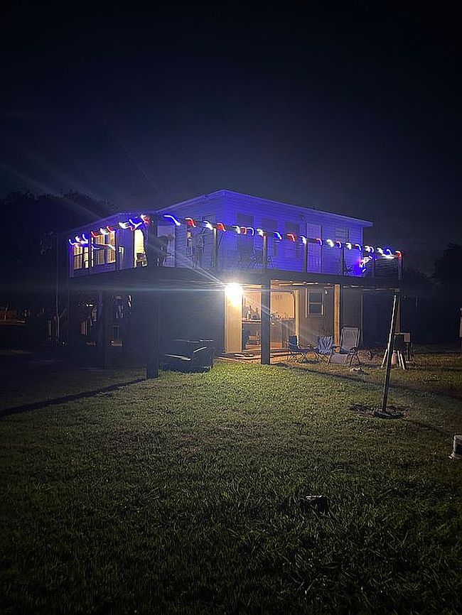 Photo of 267 D St, Port Lavaca, TX