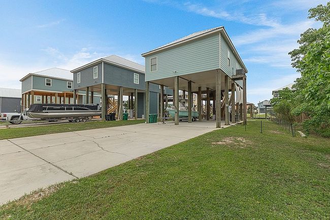Image of 4041 Borneo St